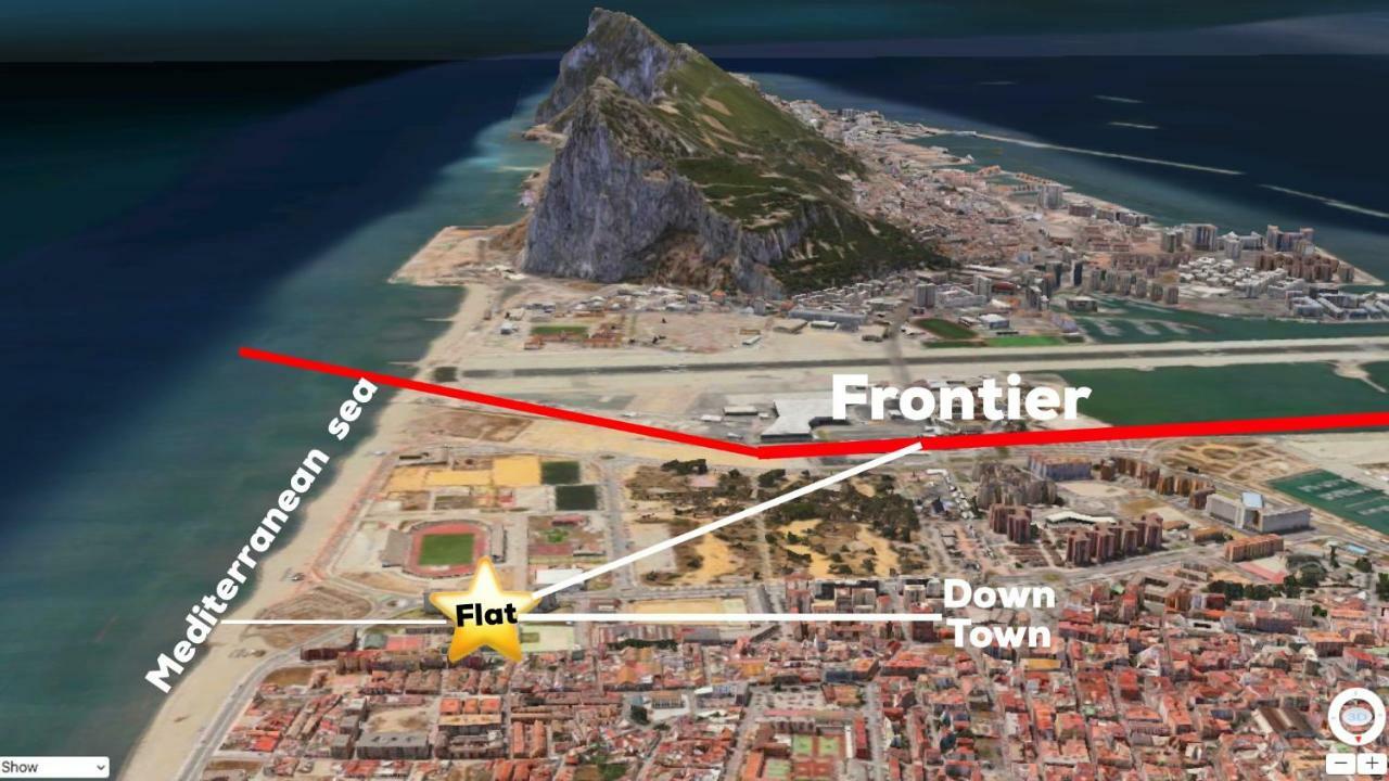 Beach, City & Gibraltar La Linea de la Concepcion Exterior photo